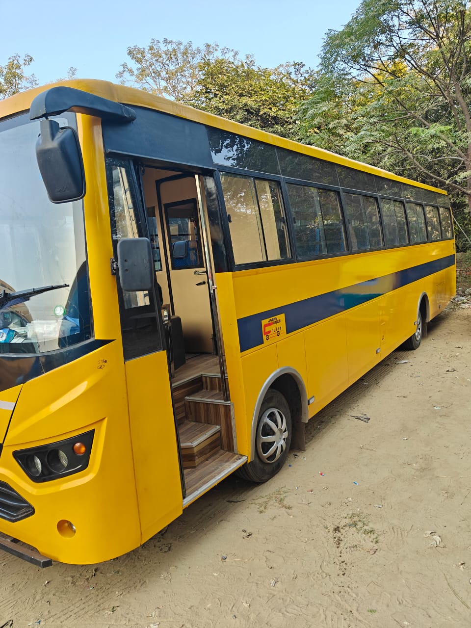 Mini Bus